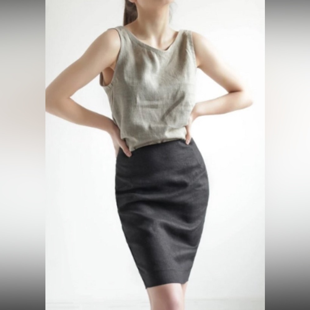 Calvin Klein Women’s Charcoal Grey polyester blend Skirt size 2